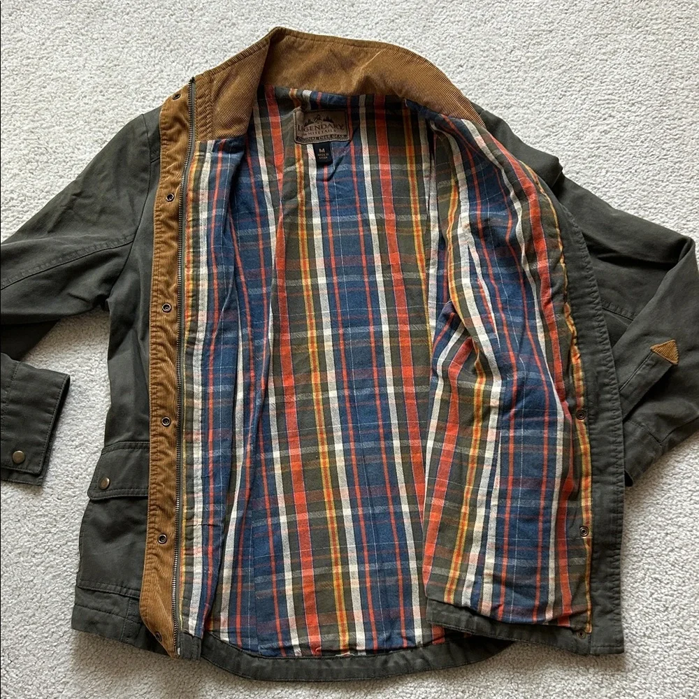 Vintage Women’s Legendary Whitetails Utility Jacket in Olive and Tan - Picture 8 of 13